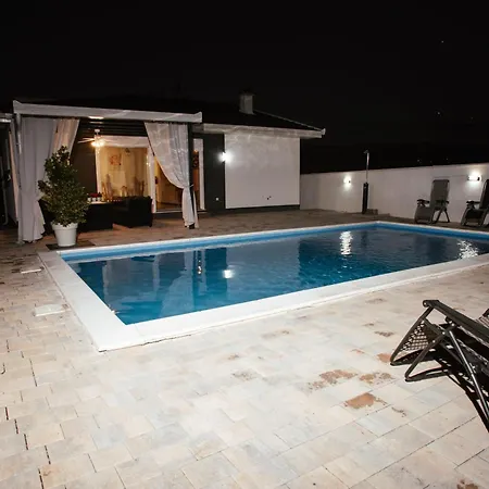 Villa Lotta & Nolla Mostar